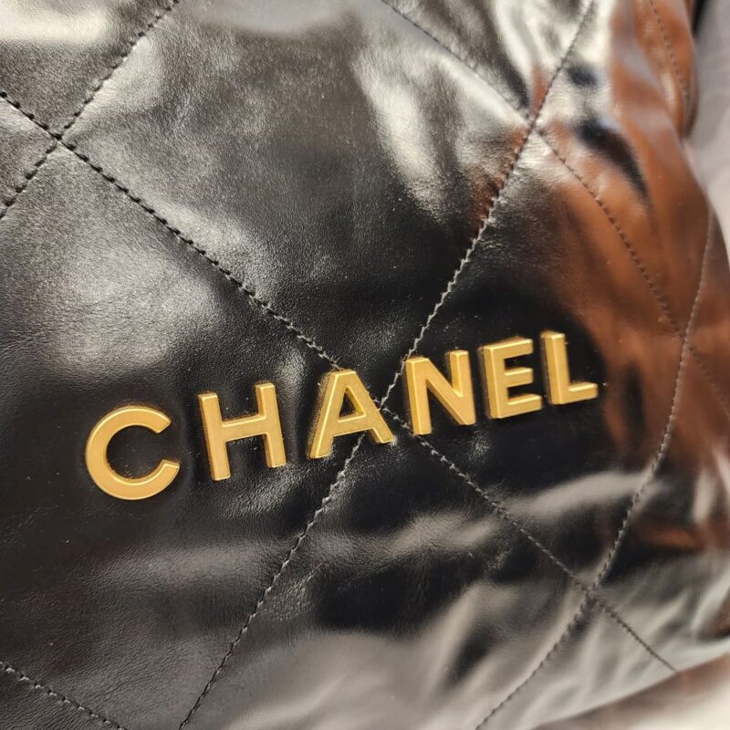 Chanel 垃圾袋黑金小號