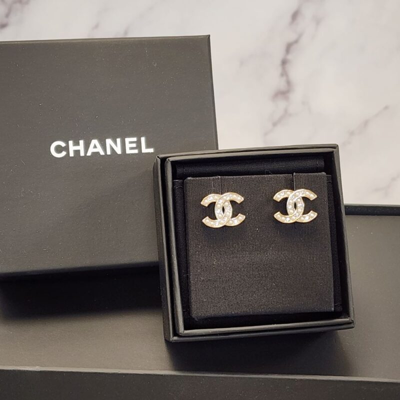 Chanel 水鑽珍珠耳環